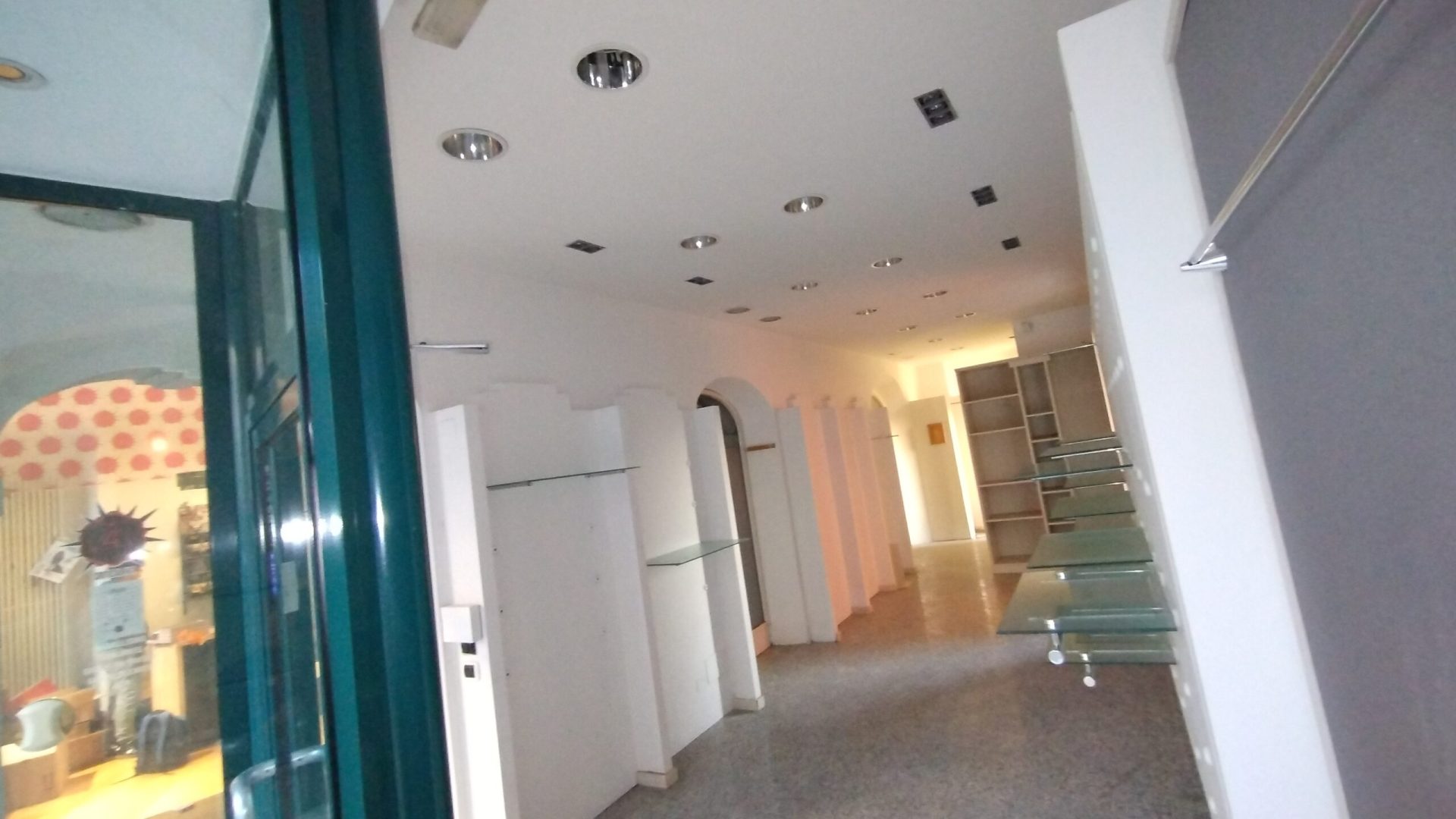 negozio-affitto-belluno (3)
