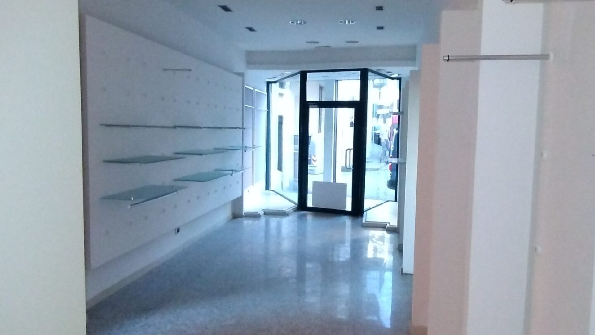 negozio-affitto-belluno (5)